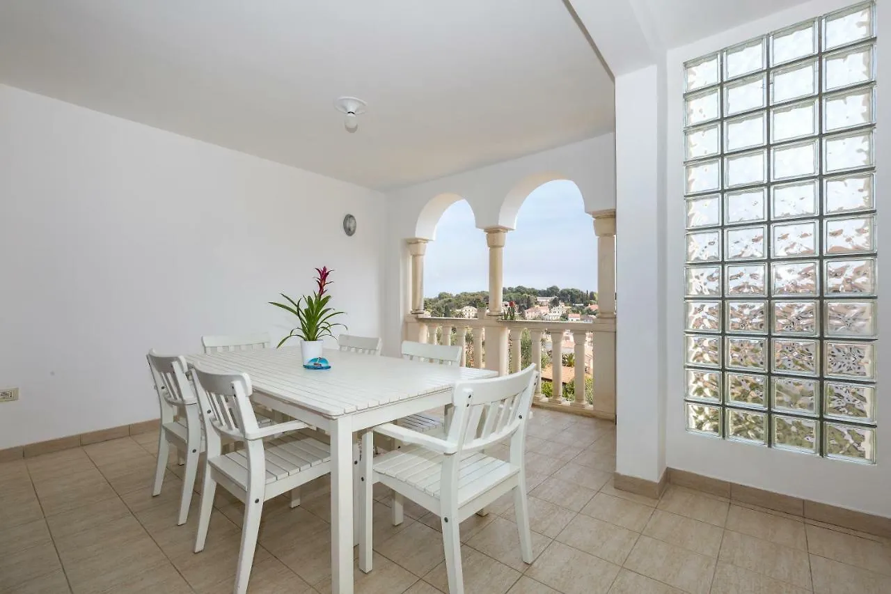 بيت ضيافة Villa Alma